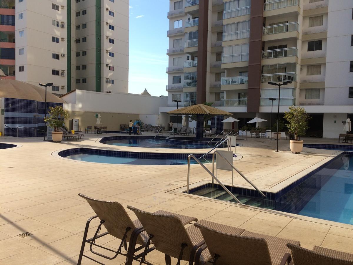 Residencial Casa Da Madeira Apartment Caldas Novas Exterior photo